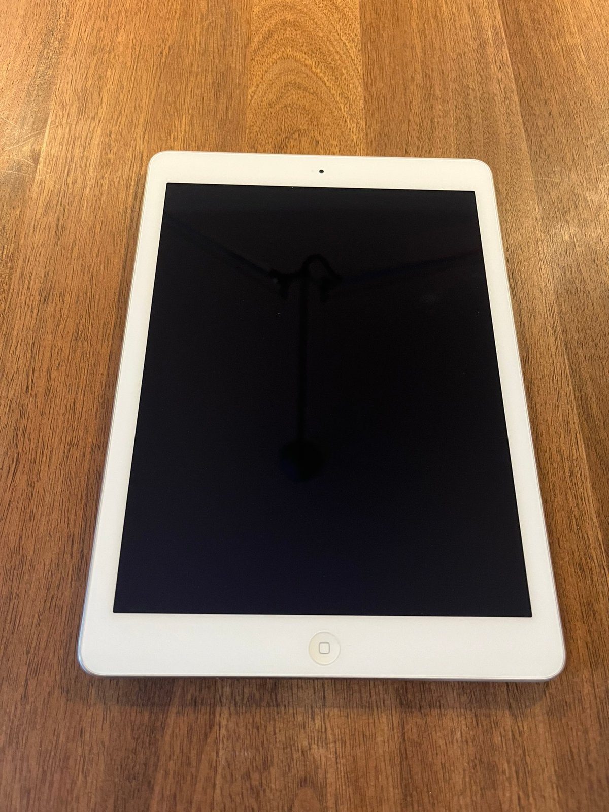 Foto 2 van Apple iPad Air 1 (2013) 32GB Wifi