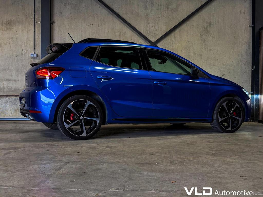Seat Ibiza 1.0 TSI FR LED PANO BEATS CAM CARPLAY ALCANTARA, Gebruikt, Blauw, Ibiza, 3 cilinders