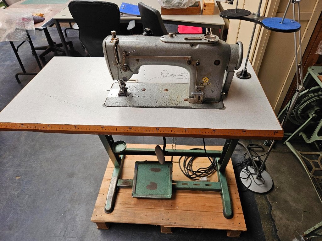 Dürkopp Adler AG 219 Professionele naaimachine, Gebruikt, Naaimachine, Industrieel, Ophalen