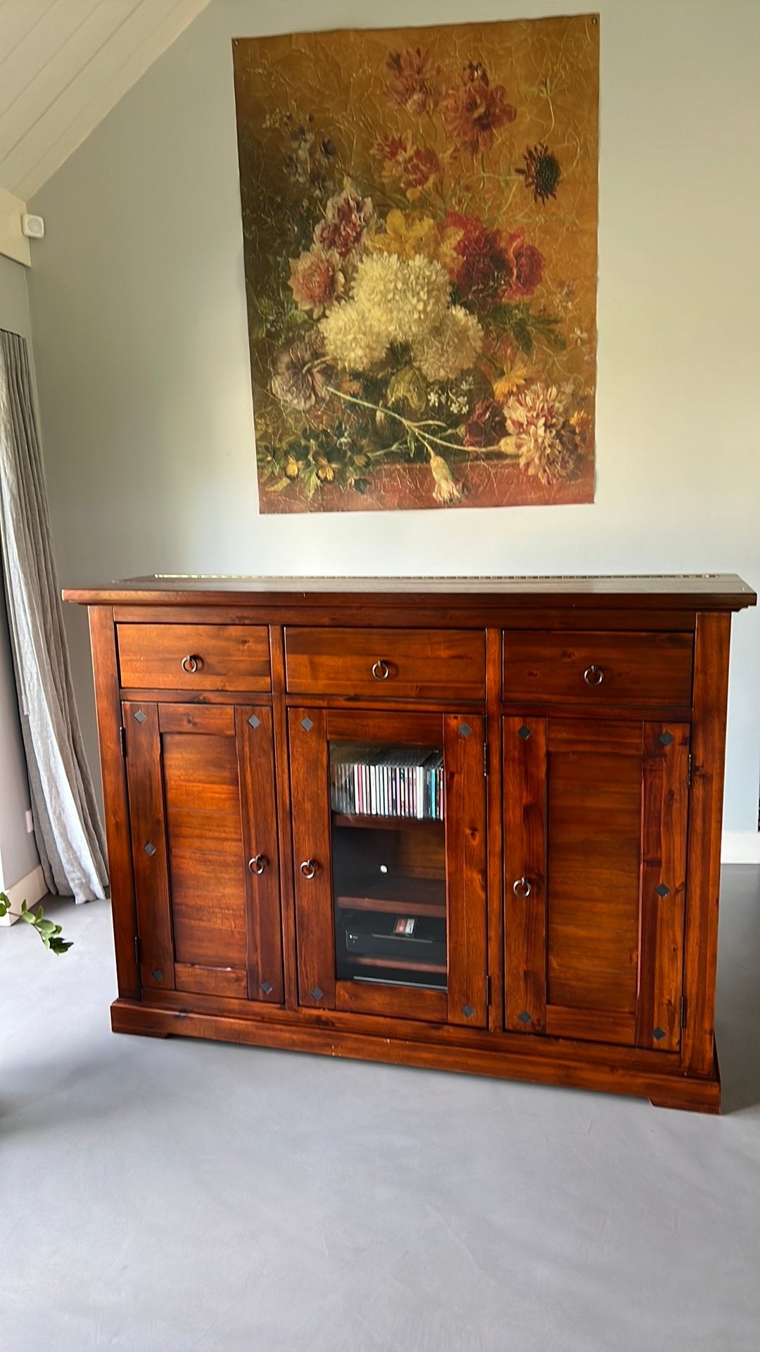 Linak tv lift systeem samen met kast, in hoogte verstelbaar., Audio, Tv en Foto, Televisie-accessoires, Gebruikt, Ophalen