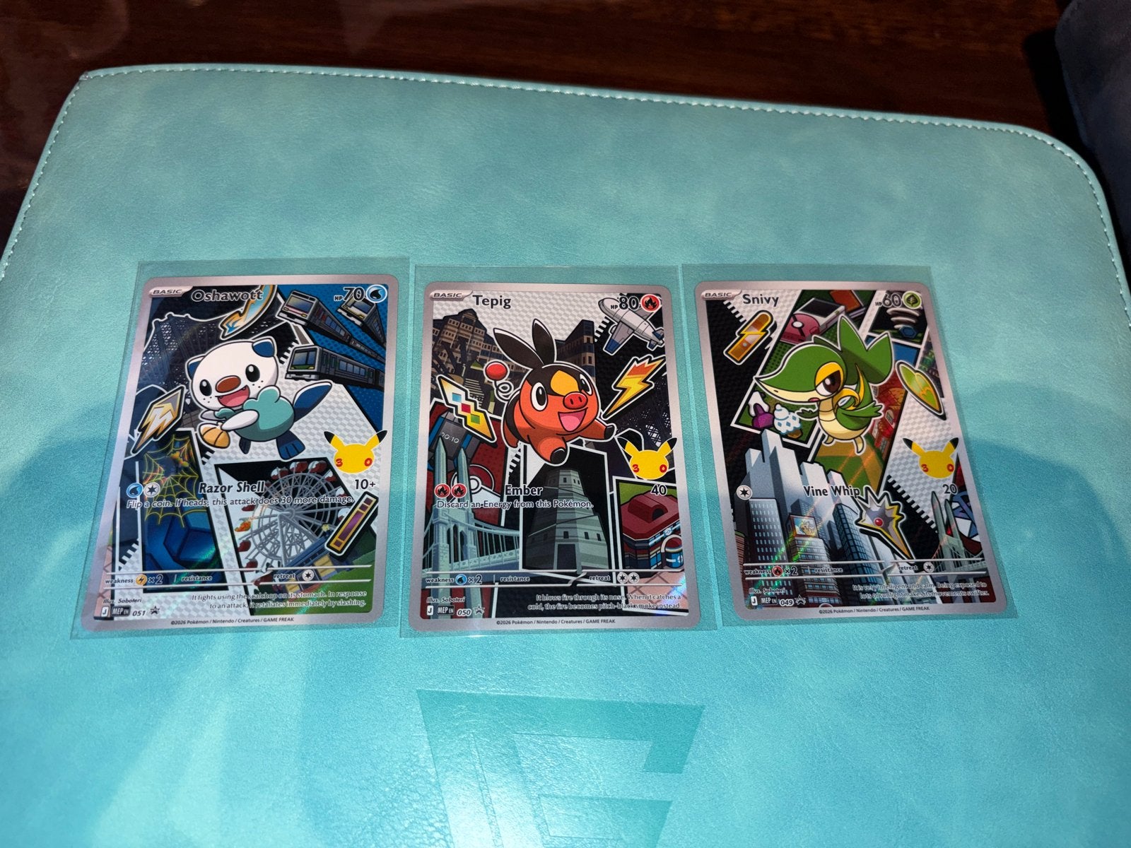 Pokémon First Partner Illustration Gen 5 Snivy, Tepig, Oshaw, Hobby en Vrije tijd, Verzamelkaartspellen | Pokémon, Ophalen of Verzenden