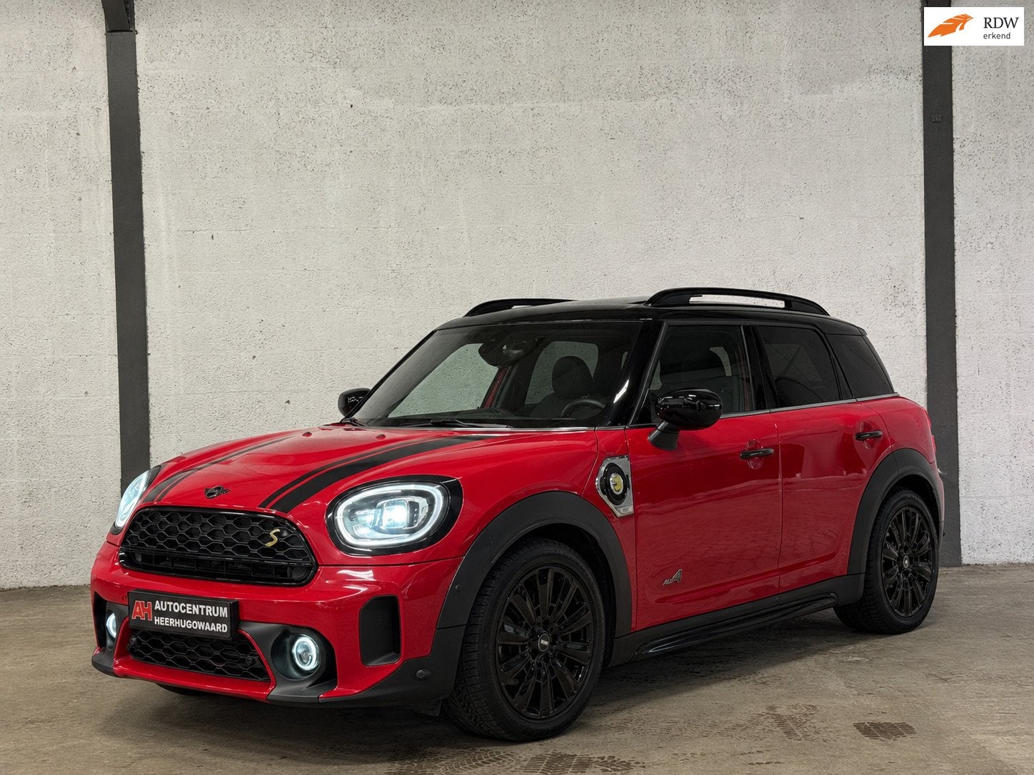 MINI Countryman 1.5 Cooper S E ALL4 Pano|Navi|H&K|Carplay|Ca, Auto's, Automaat, Dealer onderhouden, 125 pk, Gebruikt