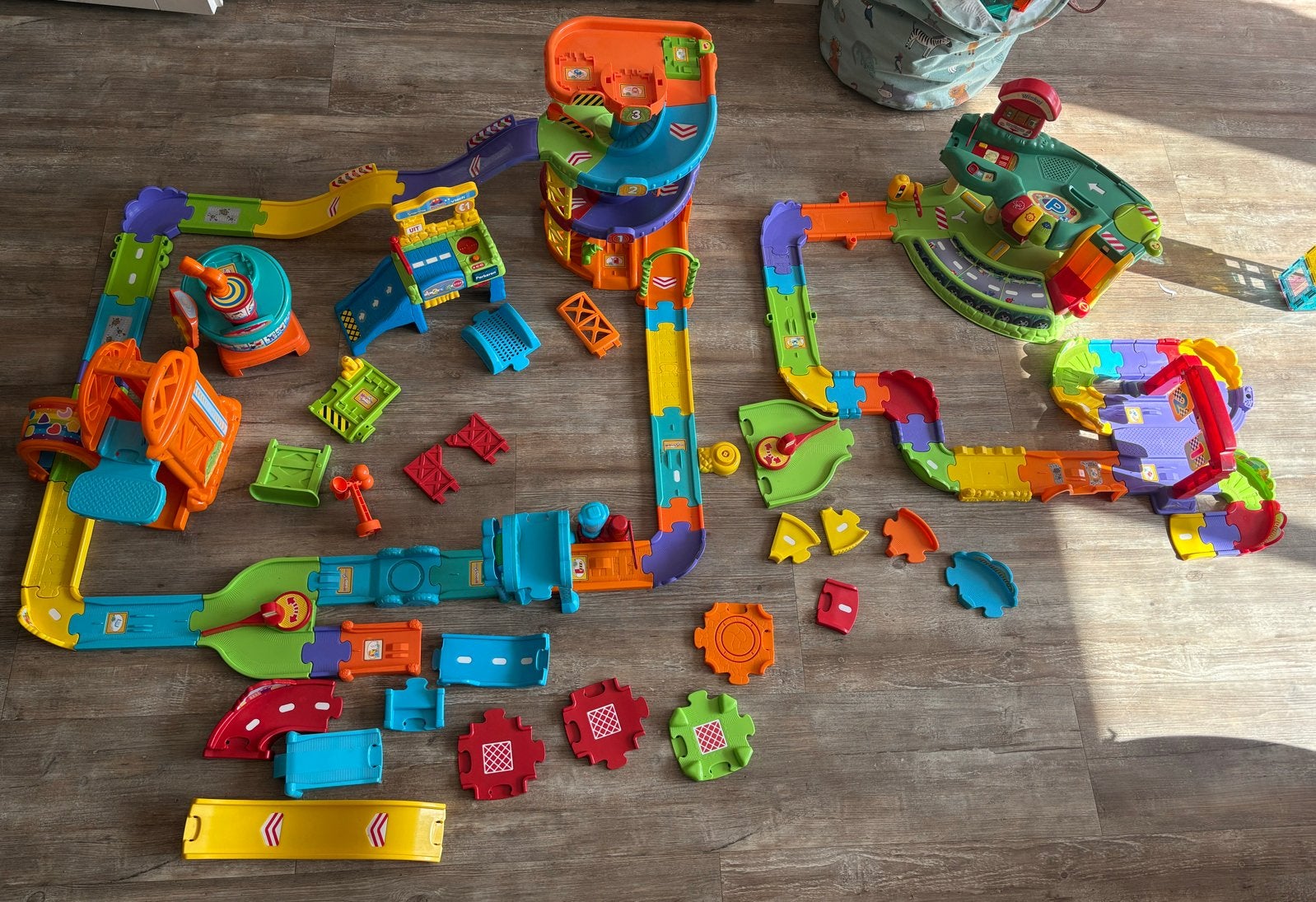 Vtech toettoet auto, Ophalen, Zo goed als nieuw, 6 maanden tot 2 jaar