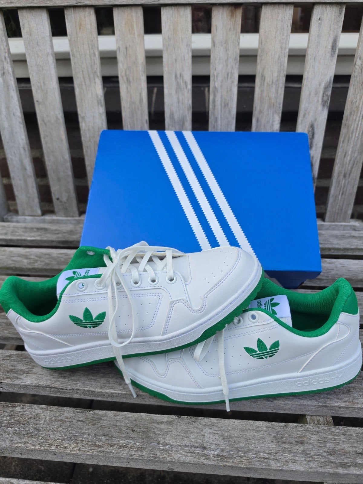 adidas sneakers maat 43 groen/wit, Ophalen of Verzenden, Zo goed als nieuw, Wit
