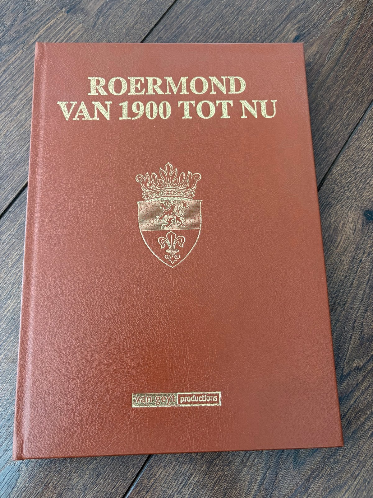 Roermond van 1900 tot nu - Historisch boek, Ophalen, 20e eeuw of later, Gelezen