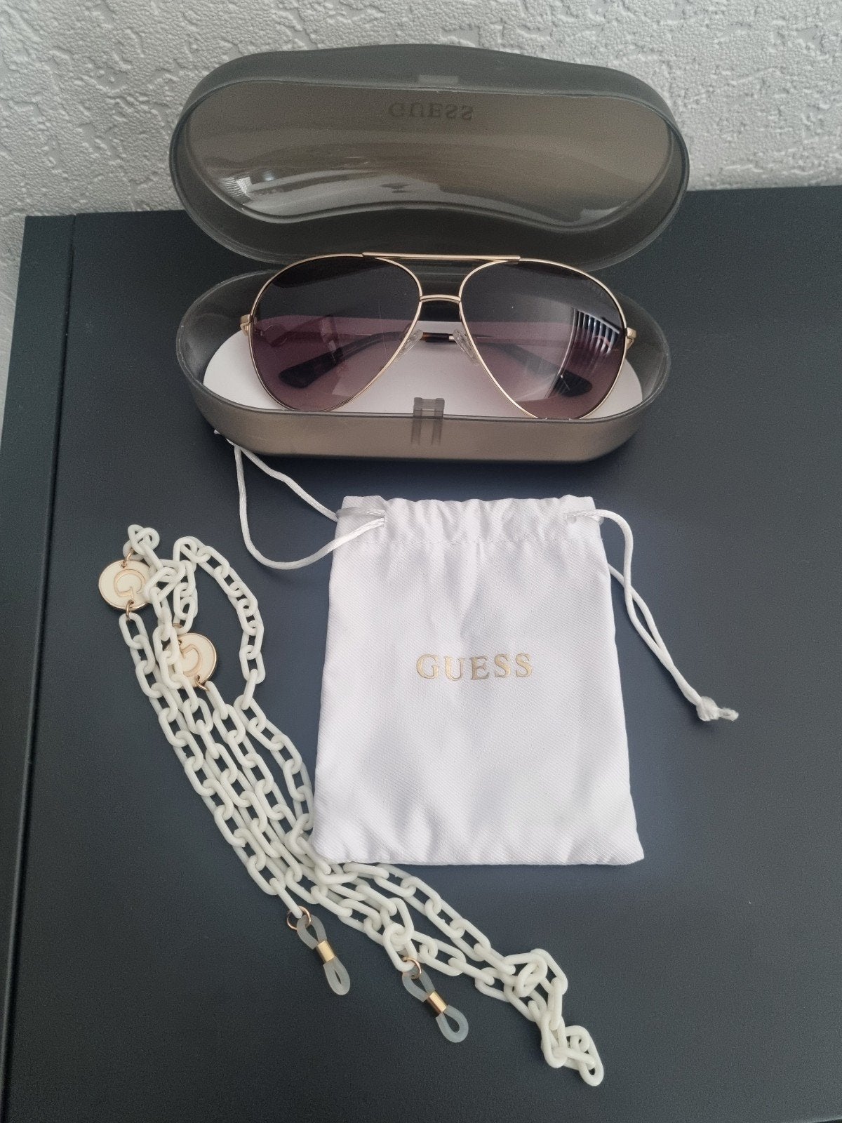 zonnebril guess, Ophalen, Nieuw, Zwart, Overige merken