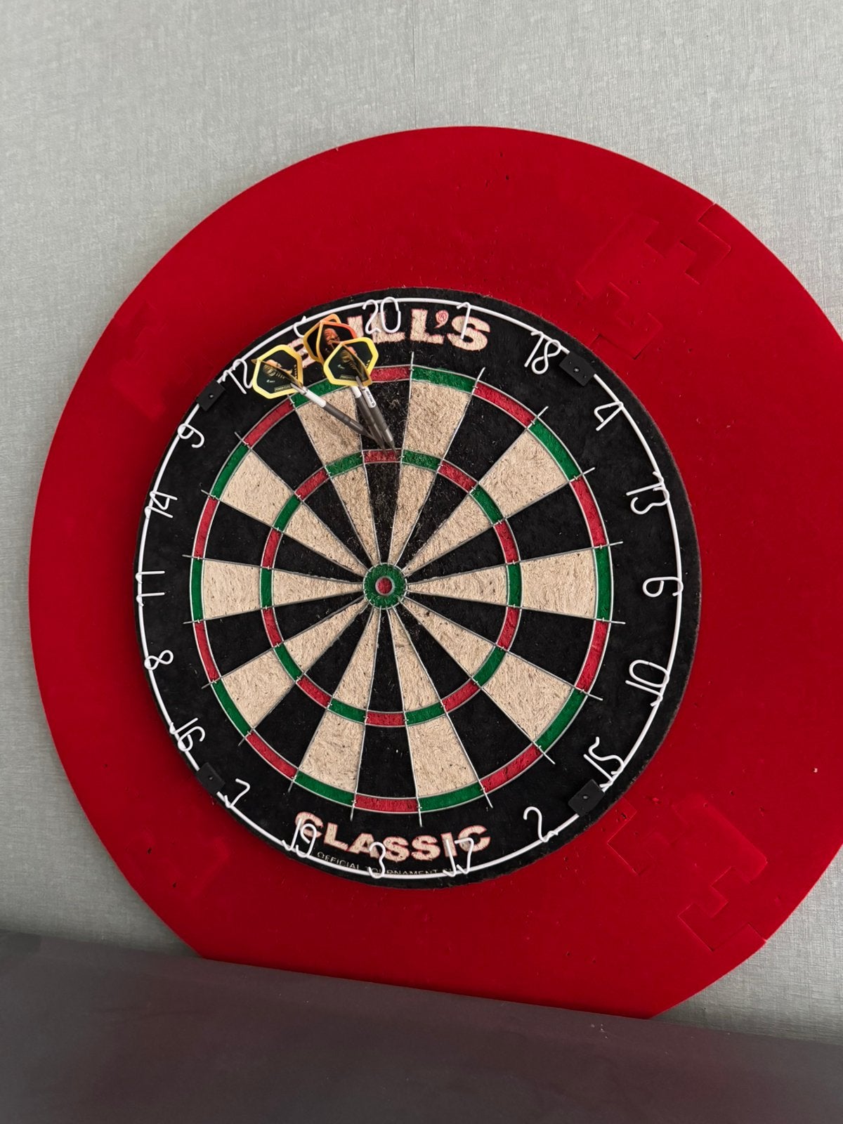Dartbord dartmat checkout darts, Sport en Fitness, Ophalen, Zo goed als nieuw, Dartbord