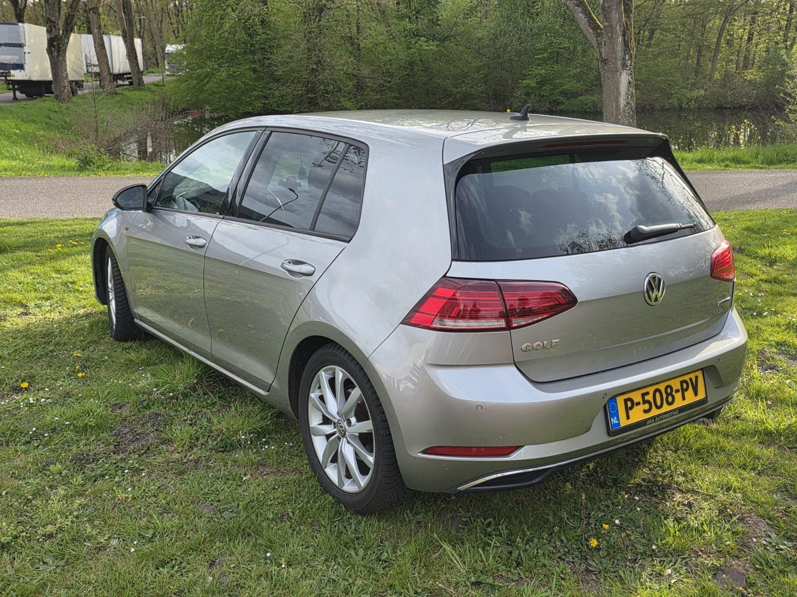 Volkswagen Golf 1.5 TSI 130pk 7-DSG Bluemotion 2019 Grijs, 1498 cc, 4 cilinders, 1240 kg, 16 km/l