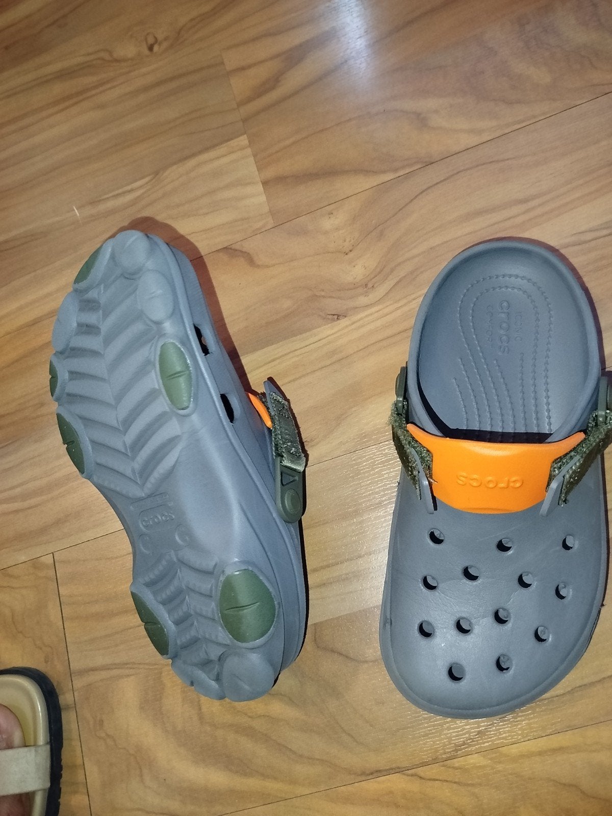 Crocs Clogs Grijs/Oranje - Maat 27-28, Ophalen of Verzenden, Grijs