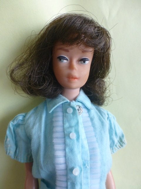 Vintage Barbie met sidepart wig, Ophalen of Verzenden, Gebruikt, Pop
