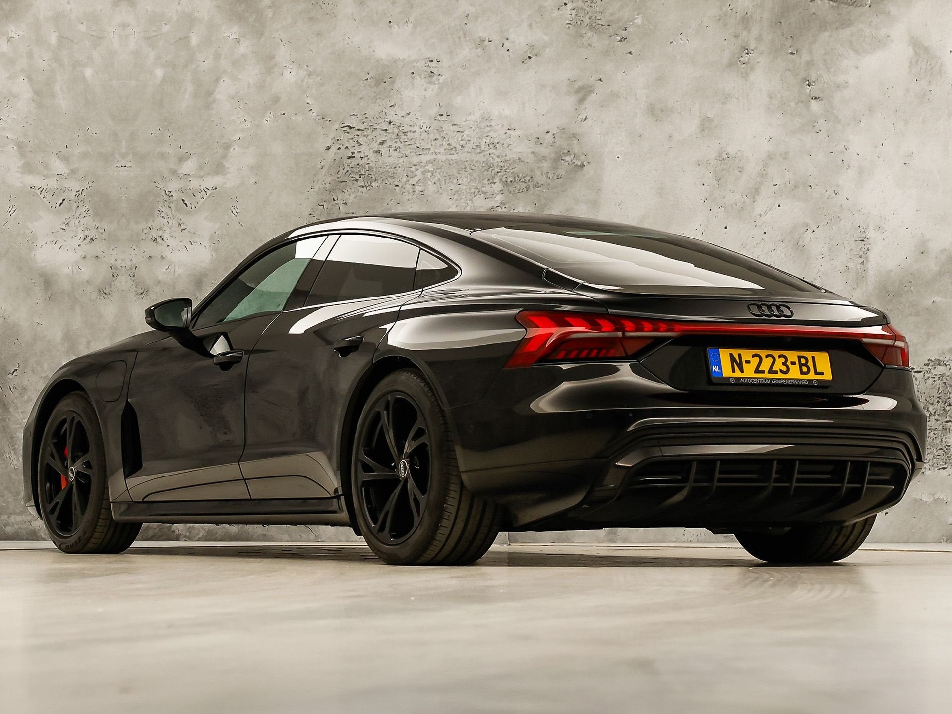 Audi e-tron GT GT 93 kWh Automaat 476Pk (PANORAMADAK, SOH 92, Auto's, Automaat, Gebruikt, Zwart, Zwart