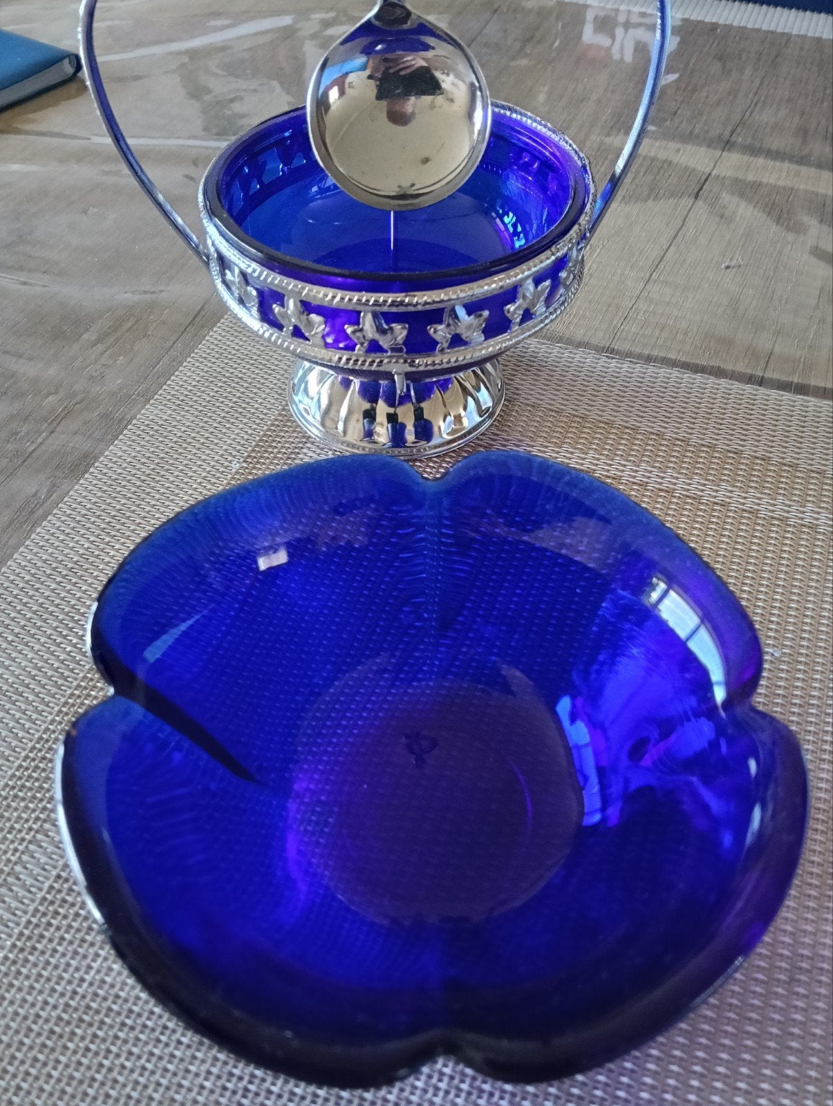 Vintage Kobaltblauwe Glazen Kom met Zilveren Houder en Lepel, Ophalen of Verzenden