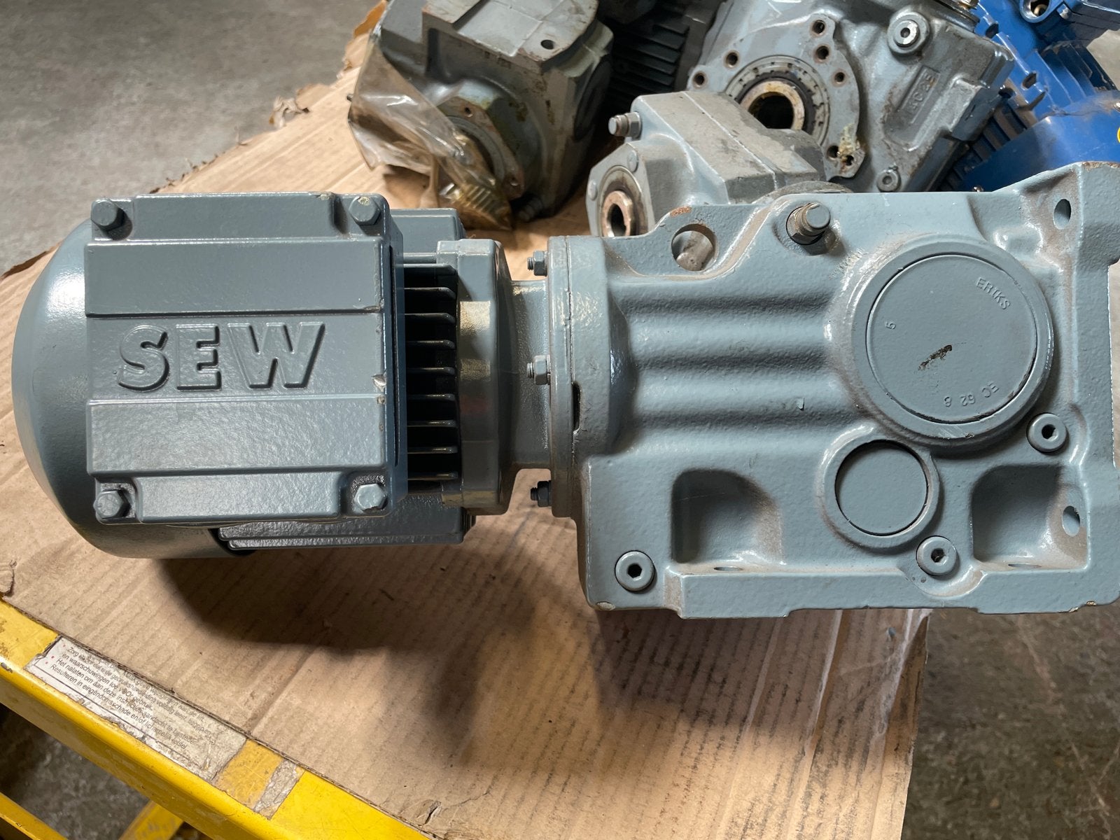 SEW Vector Aandrijftechniek Reductiemotor K37 DT71D4, Ophalen, Gebruikt, Elektromotor