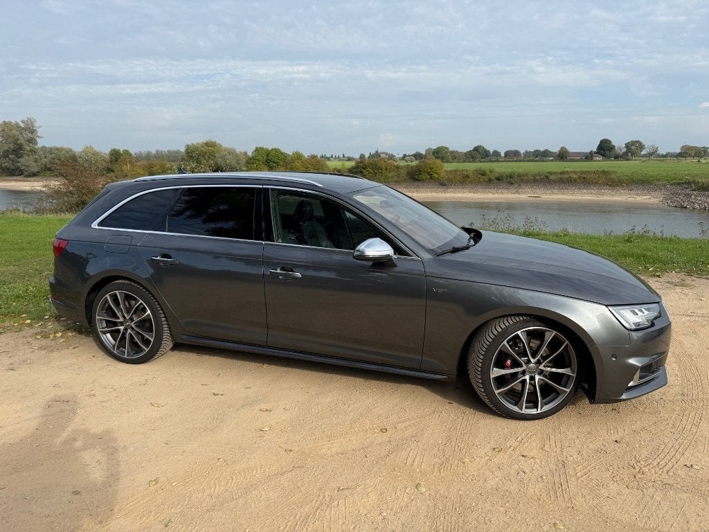 Audi S4 3.0 TFSI 354 pk Quattro Daytona Grey Pearl, 2995 cc, 1650 kg, Leder, Stationwagon
