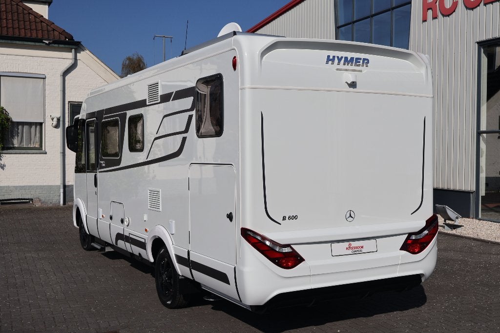 Foto 7 van Hymer BMC-I 600 WhiteLine ! BOVENKASTEN ! ALDE ! E&P LEVEL !