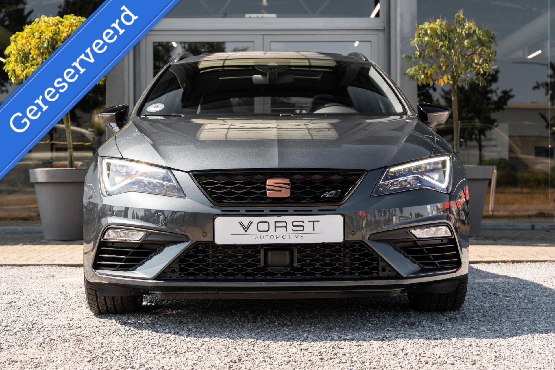 Seat Leon ST 2.0 TSI 4DRIVE CUPRA Ultimate Pano Beats Schaal, Auto's, Automaat, 15 km/l, Gebruikt, Zwart