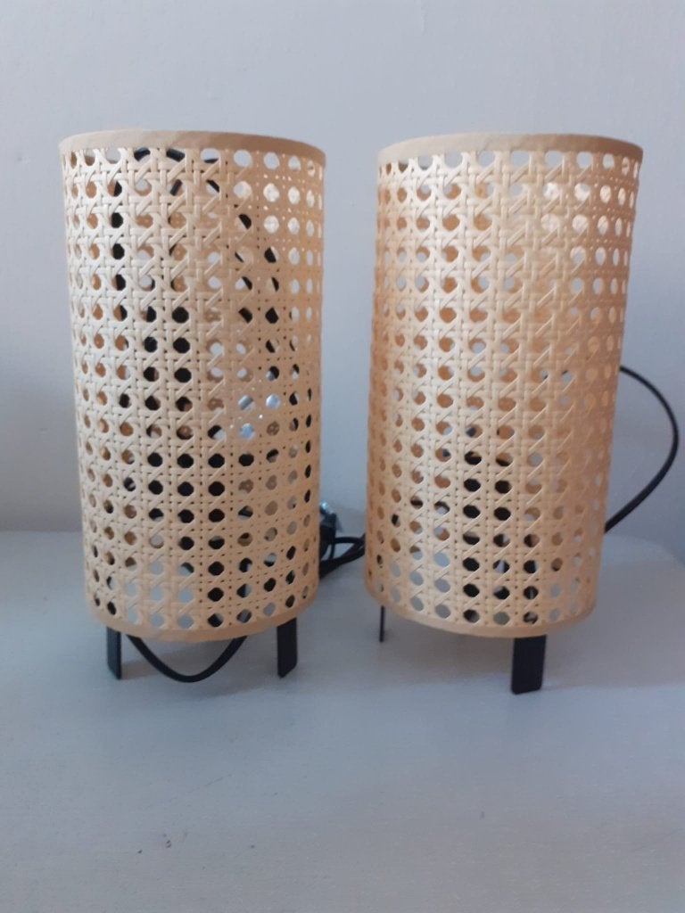2 tafel- of bedlampen: Saxhyttan (Ikea), Overige typen, 26 cm, Met schakelaar, Natuurlijk materiaal