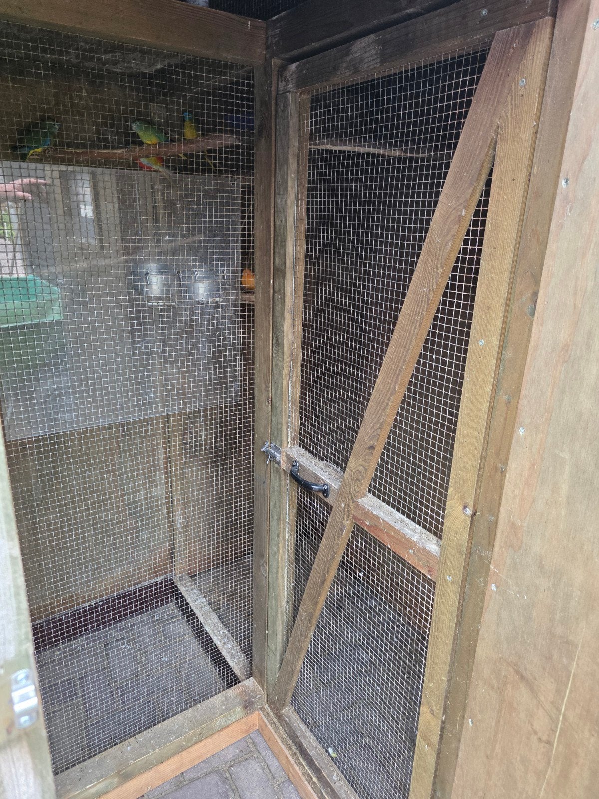 buiten Voliere 4 mtr lang x 1.25 mtr breed, Dieren en Toebehoren, Ophalen, Gebruikt, Hout, Volière