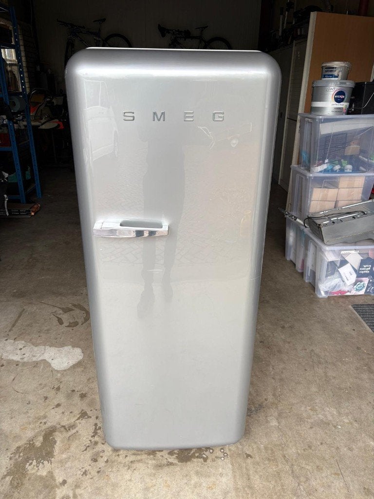 SMEG koelkast zilver €400 SNELLE VERKOOP!!!, Ophalen, Gebruikt, 200 liter of meer, 60 cm of meer
