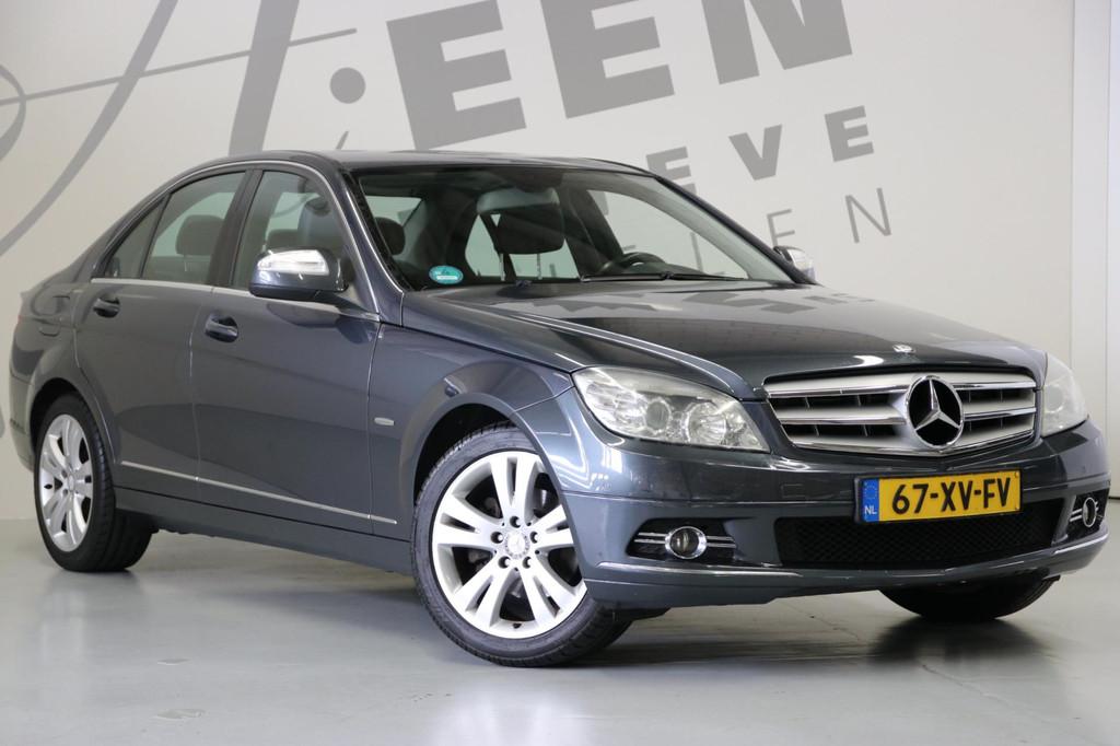 Mercedes-Benz C-klasse 180 K Avantgarde/Trekhaak, Auto's, Mercedes-Benz, Achterwielaandrijving, Gebruikt, Zwart, Origineel Nederlands