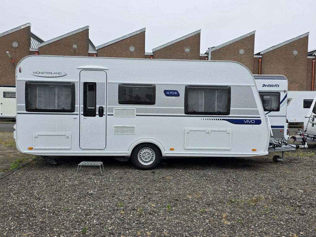 LMC Vivo 470 E, Caravans en Kamperen, Caravans, Standaardzit, Bedrijf, 5 tot 6 meter, LMC en Münsterland
