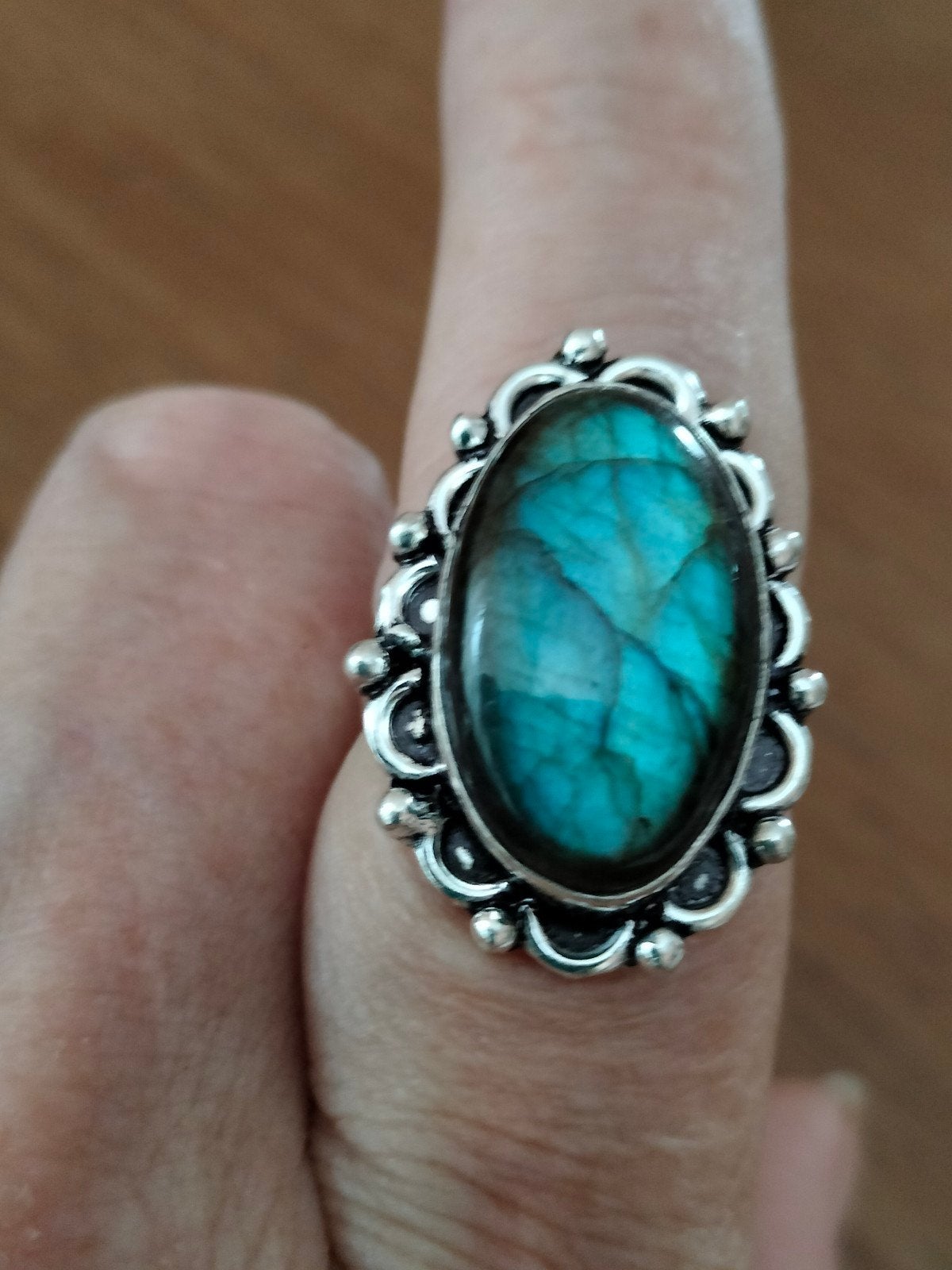 Zilveren ring met labradoriet maat 18, Sieraden, Tassen en Uiterlijk, Ringen, 18 tot 19, Overige kleuren, Verzenden, Nieuw