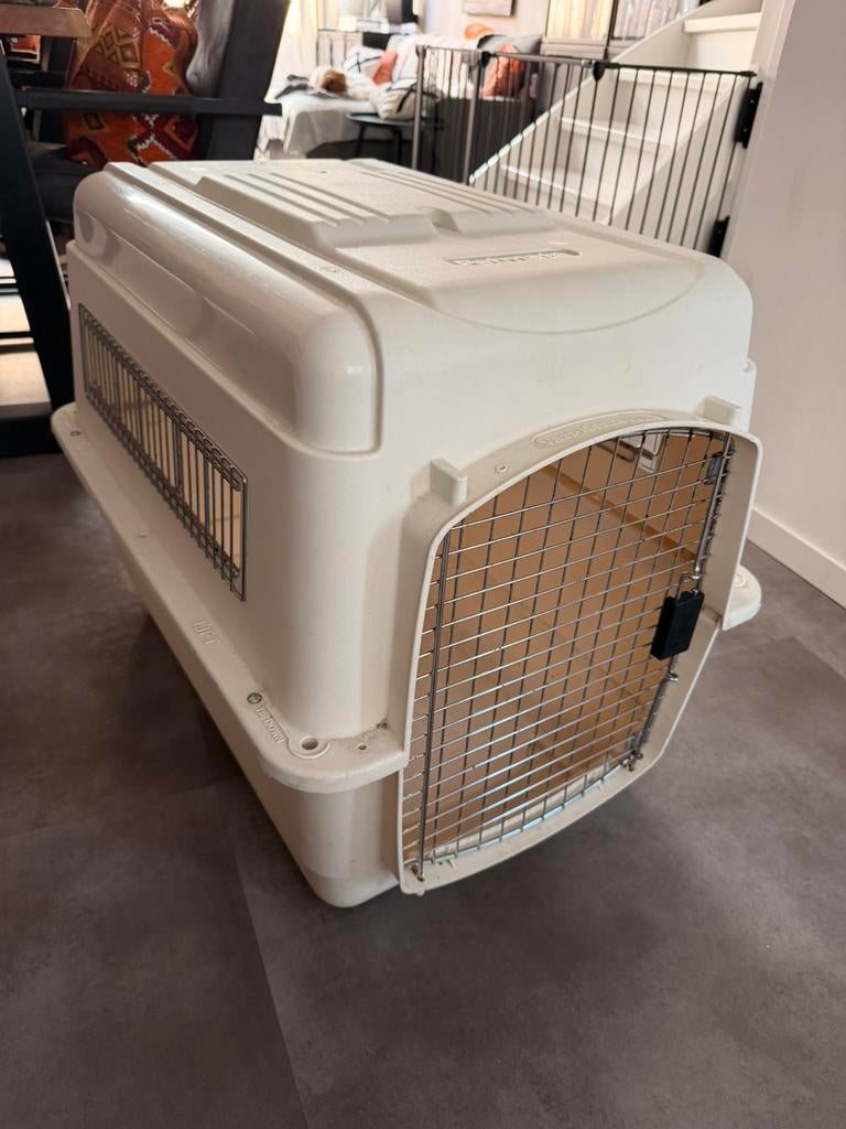 Petmate Vari kennel ultra L (koop of ruil tegen kleinere), Ophalen of Verzenden, Zo goed als nieuw