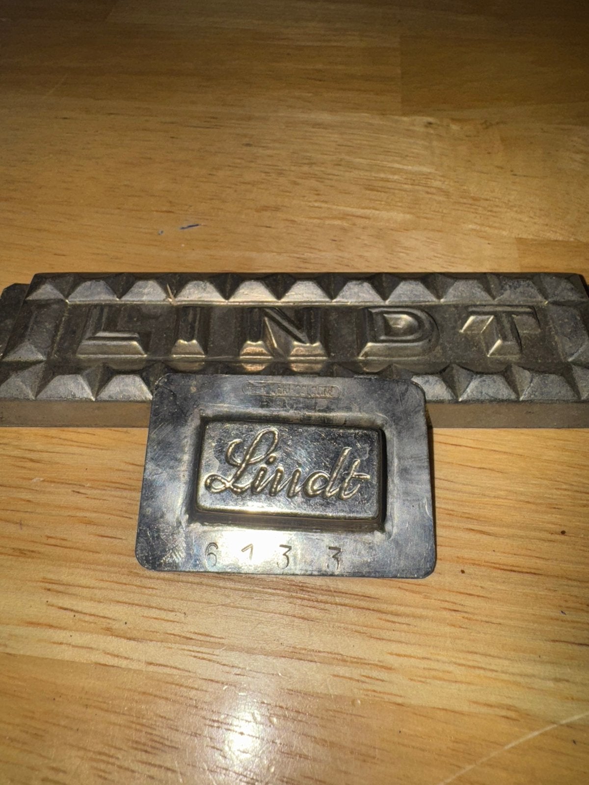 Twee antieke Lindt chocolade vormen mallen, Ophalen of Verzenden, A, A, A