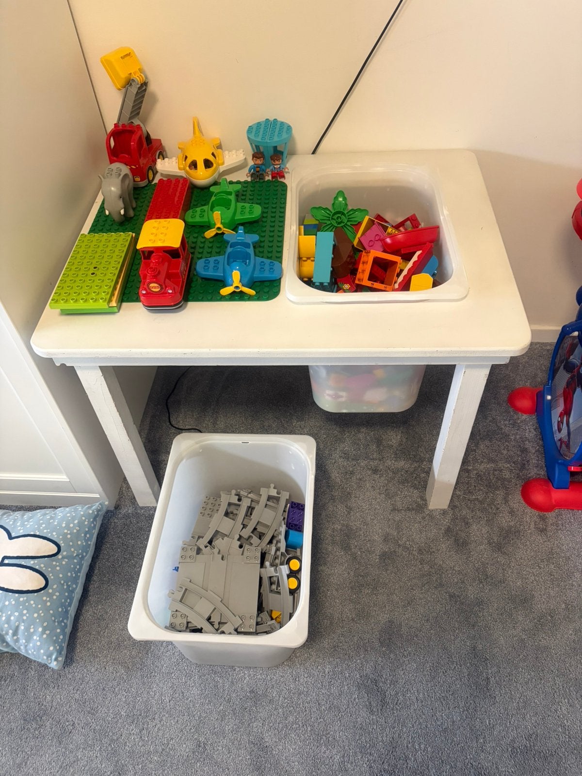 Duplotafel + duplo incl. trein, Ophalen, Gebruikt
