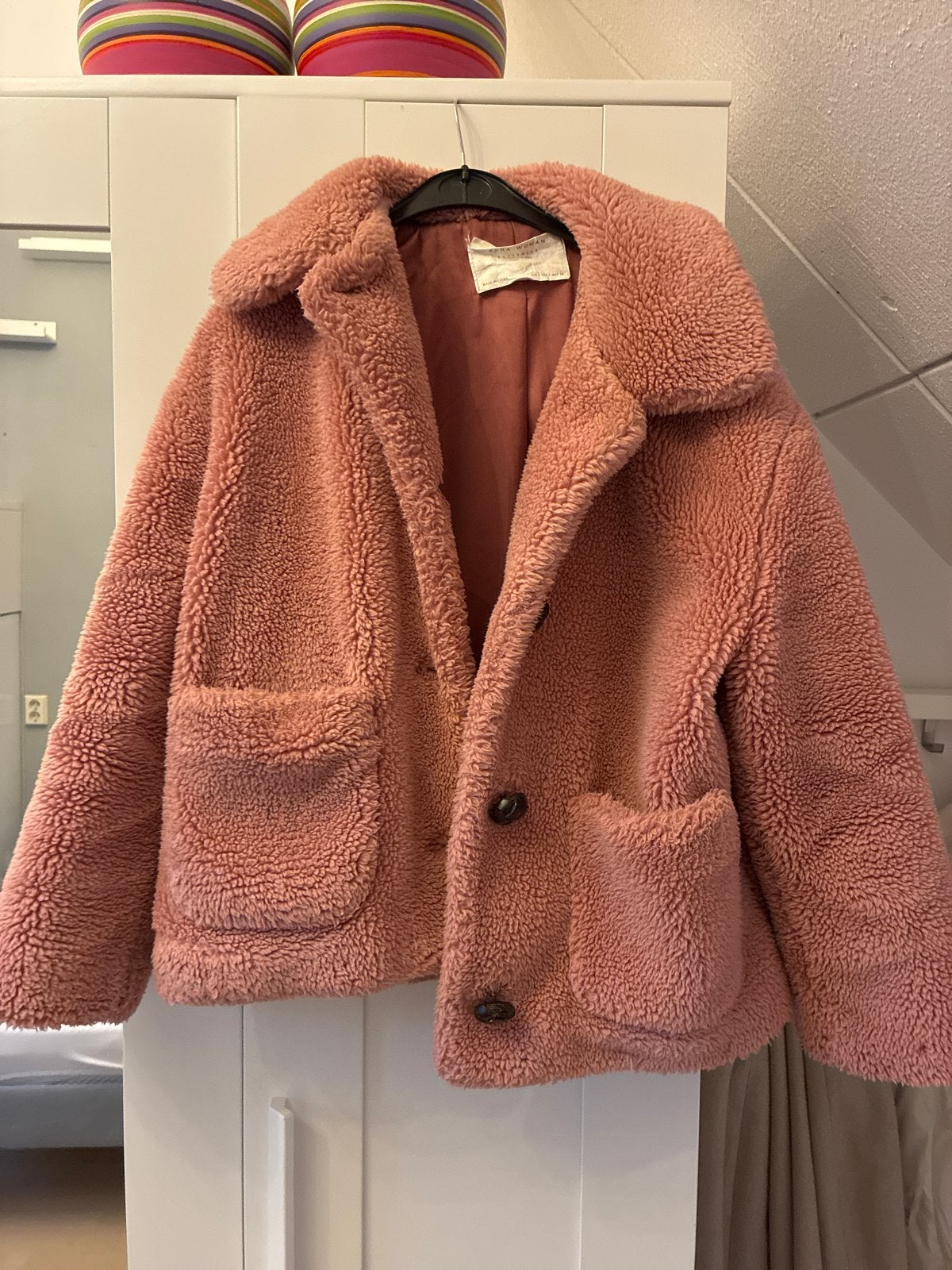 Roze teddy jas van Zara, Ophalen of Verzenden, Gedragen, Maat 36 (S), Roze