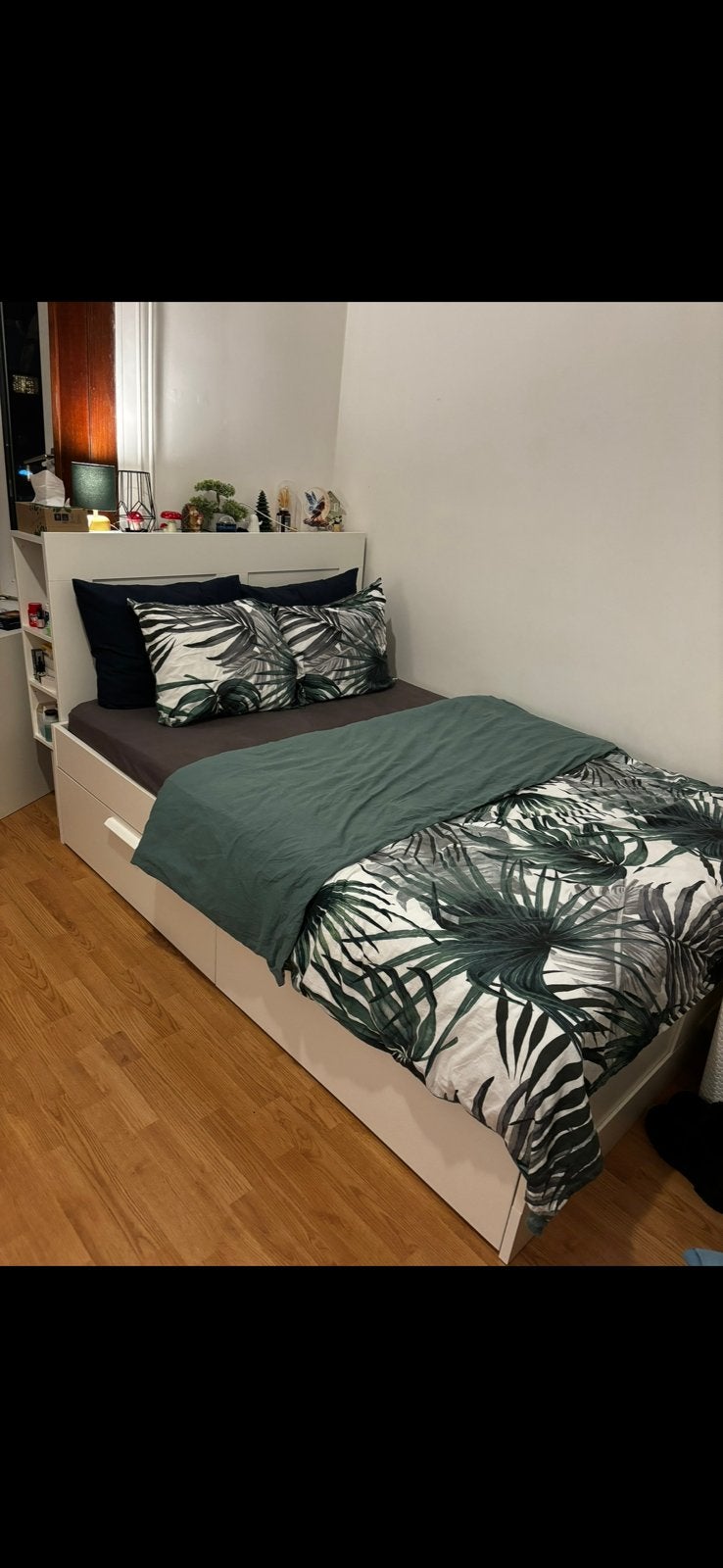 Bed Frame+Mattress and Big Wardrobe and Beauty mirror Table, Ophalen, Zo goed als nieuw, Tweepersoons