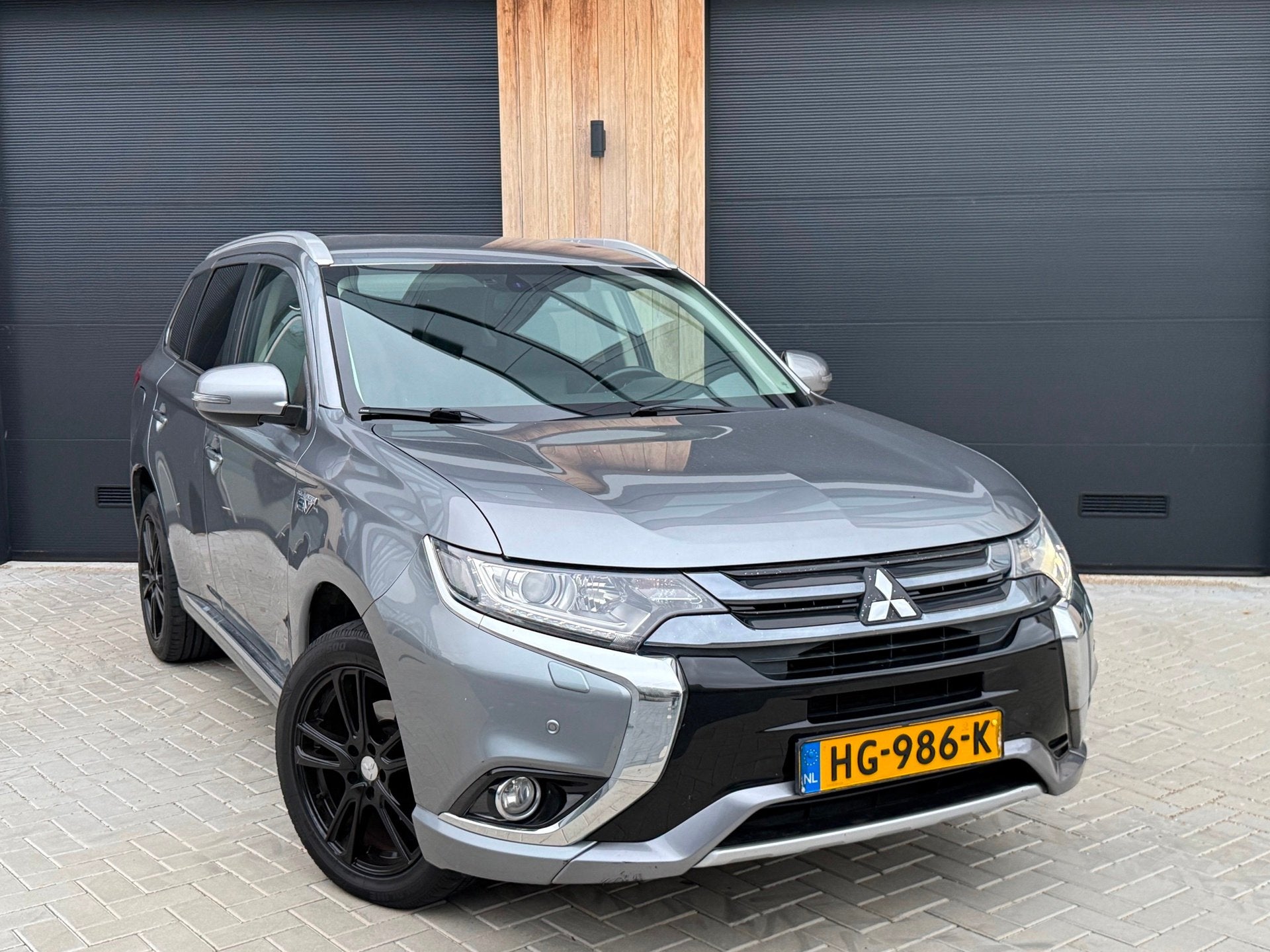 Mitsubishi Outlander 2.0 PHEV Business (bj 2015) Facelift|Na, Auto's, 1998 cc, 4 cilinders, Bedrijf, Hybride Elektrisch/Benzine