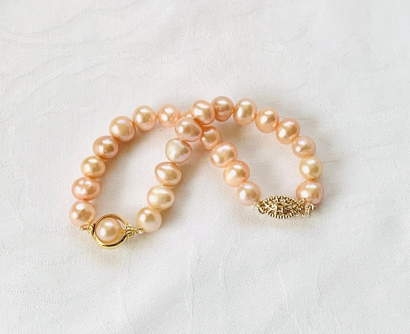 Roze Parels Armband met 14K Montuur en Filigrain Slot, Nieuw, Ophalen of Verzenden, Roze, Met edelsteen