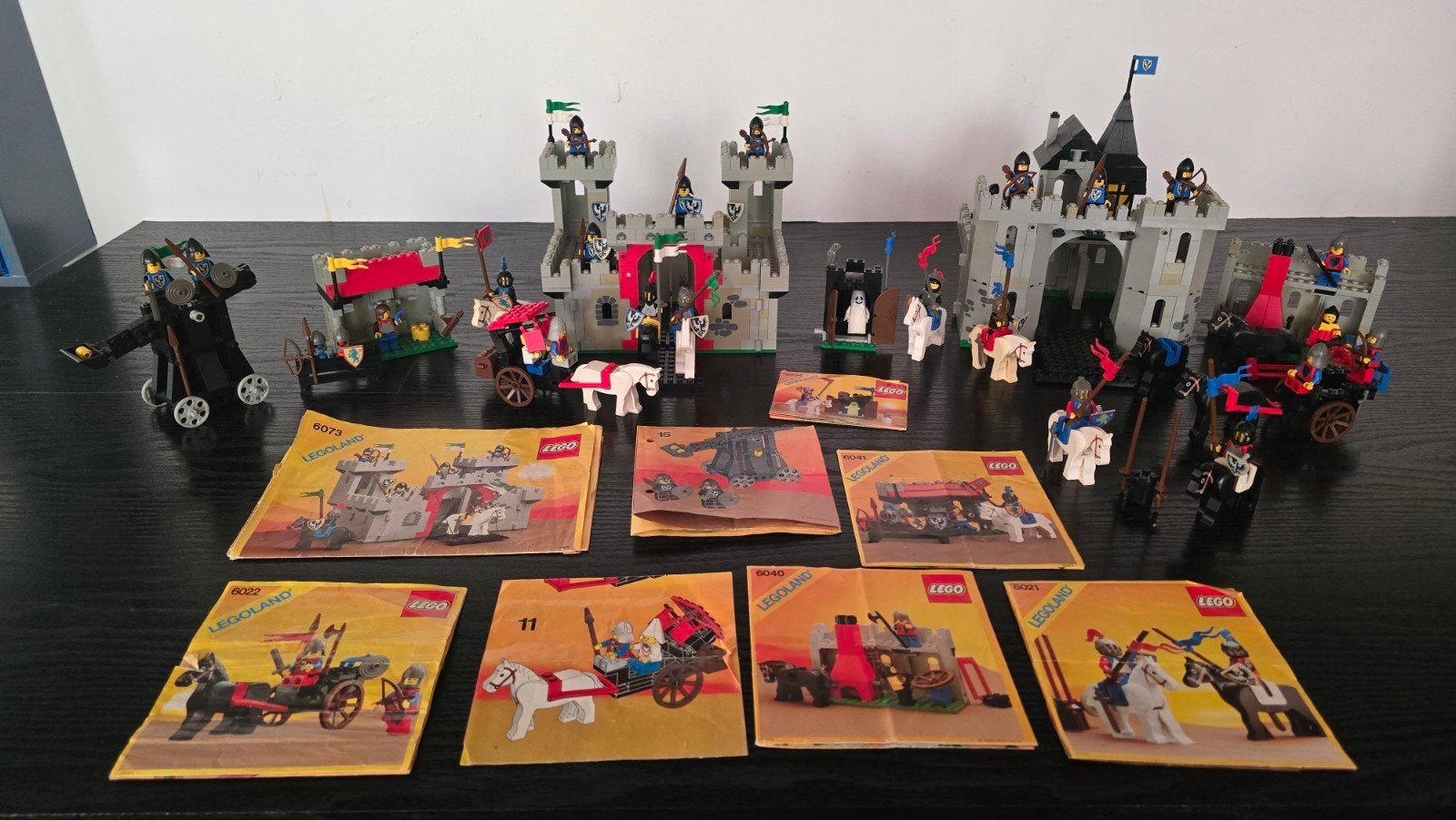 Knights LEGO 6073/6074/6030/6034/6020/6021/6023/6040/6041, Gebruikt, Lego, Ophalen of Verzenden, Compleet