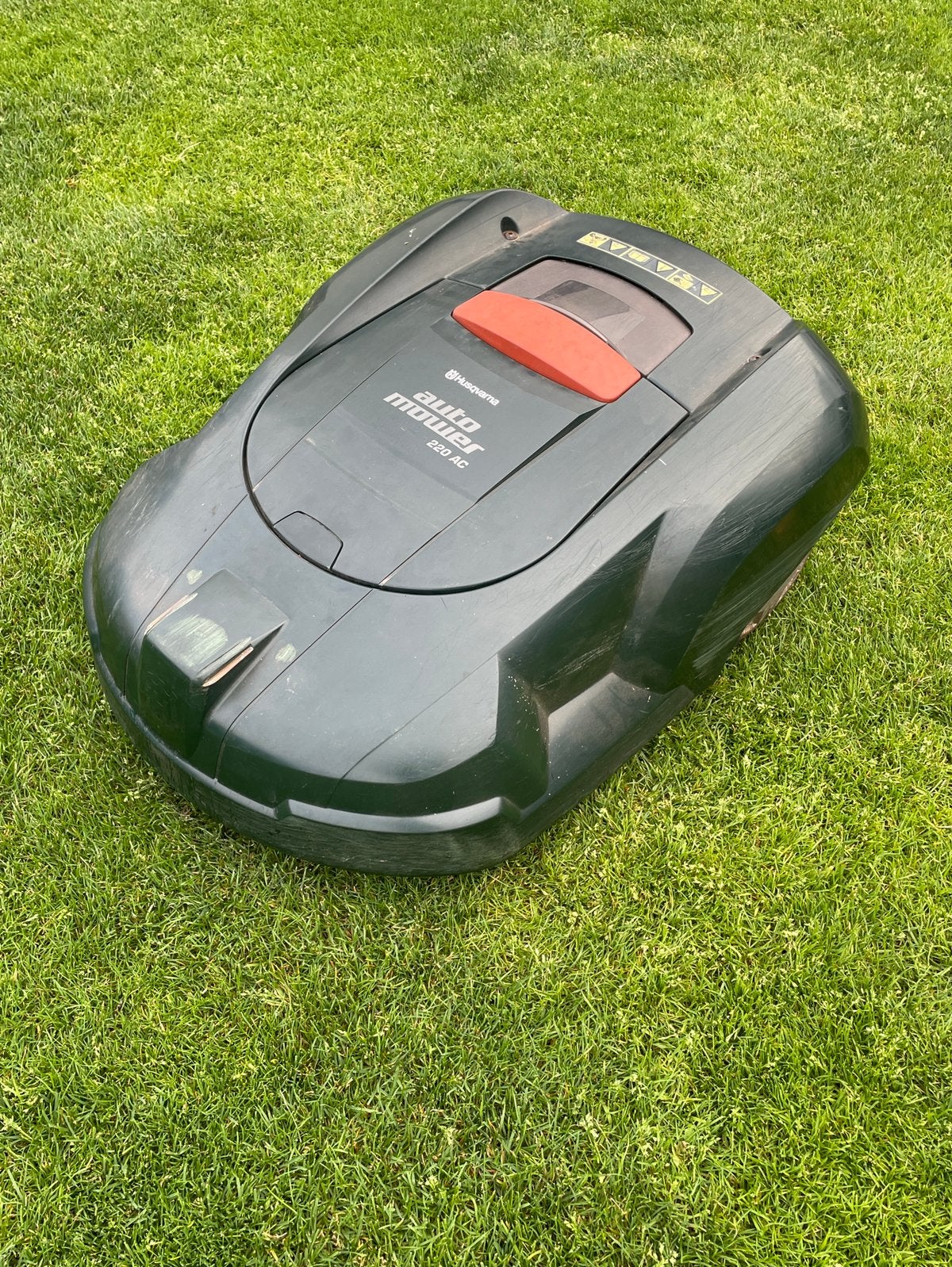 Robotmaaier Husqvarna 220ac Automower, Tuin en Terras, Ophalen, Gebruikt, 20 tot 25 cm