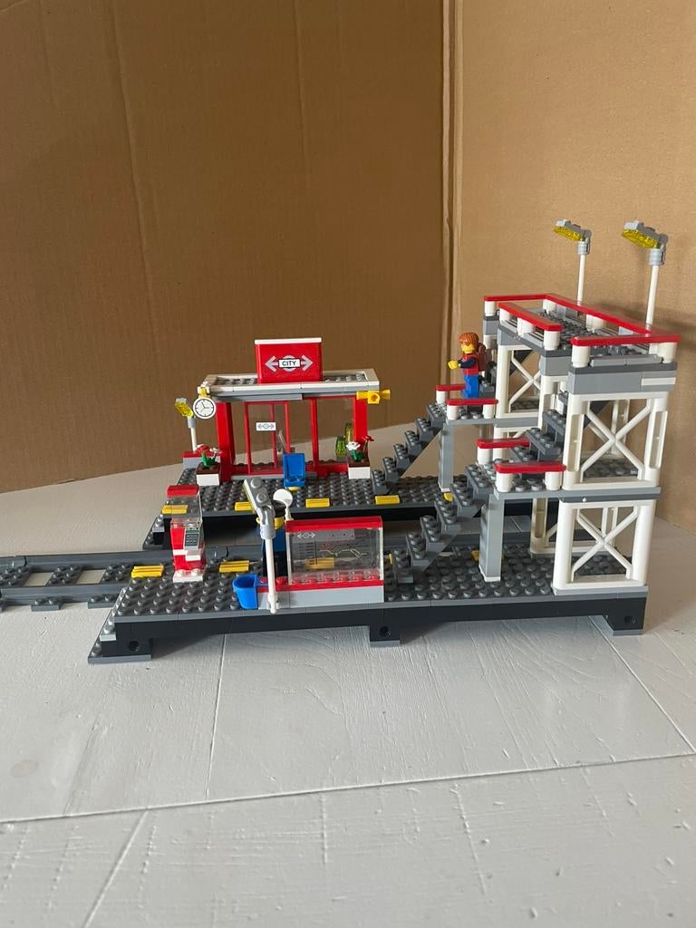 Lego 7937  Treinstation.  9 volt trein, Kinderen en Baby's, Speelgoed | Duplo en Lego, Ophalen of Verzenden