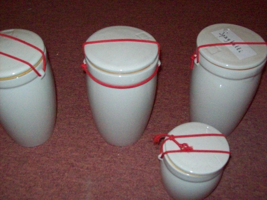 Set van 4 witte voorraadpotten met deksel, Ophalen of Verzenden, Zo goed als nieuw, Voorraadpot, Steen/keramiek