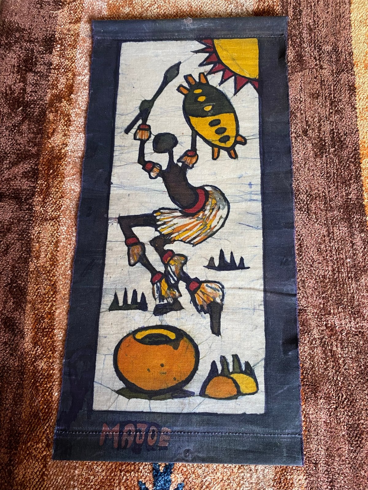 Mooie Afrikaanse wand decoratie, Antiek en Kunst, Kunst | Niet-Westerse kunst, Wanddecoratie, Textiel, Afrika, 42 cm