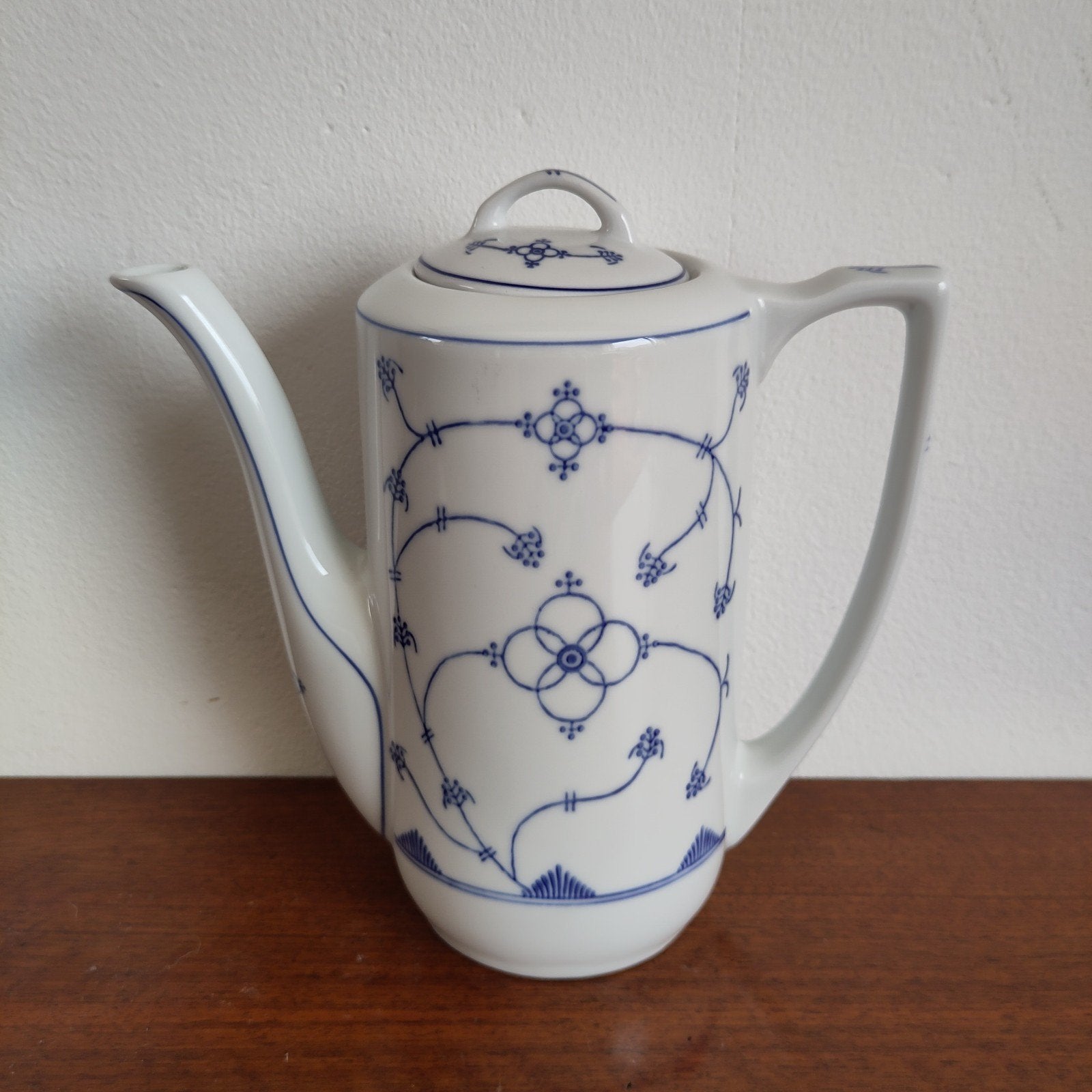 Kahla koffie-/thee schenkkan, Huis en Inrichting, Keuken | Servies, Overige typen, Ophalen of Verzenden, Zo goed als nieuw, Overige stijlen