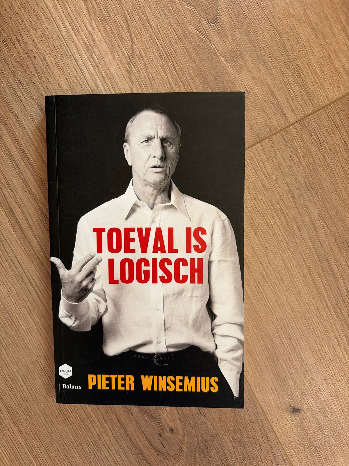 Boek: Toeval is Logisch - Pieter Winsemius (Johan Cruijff), Ophalen of Verzenden, Zo goed als nieuw, Nederland