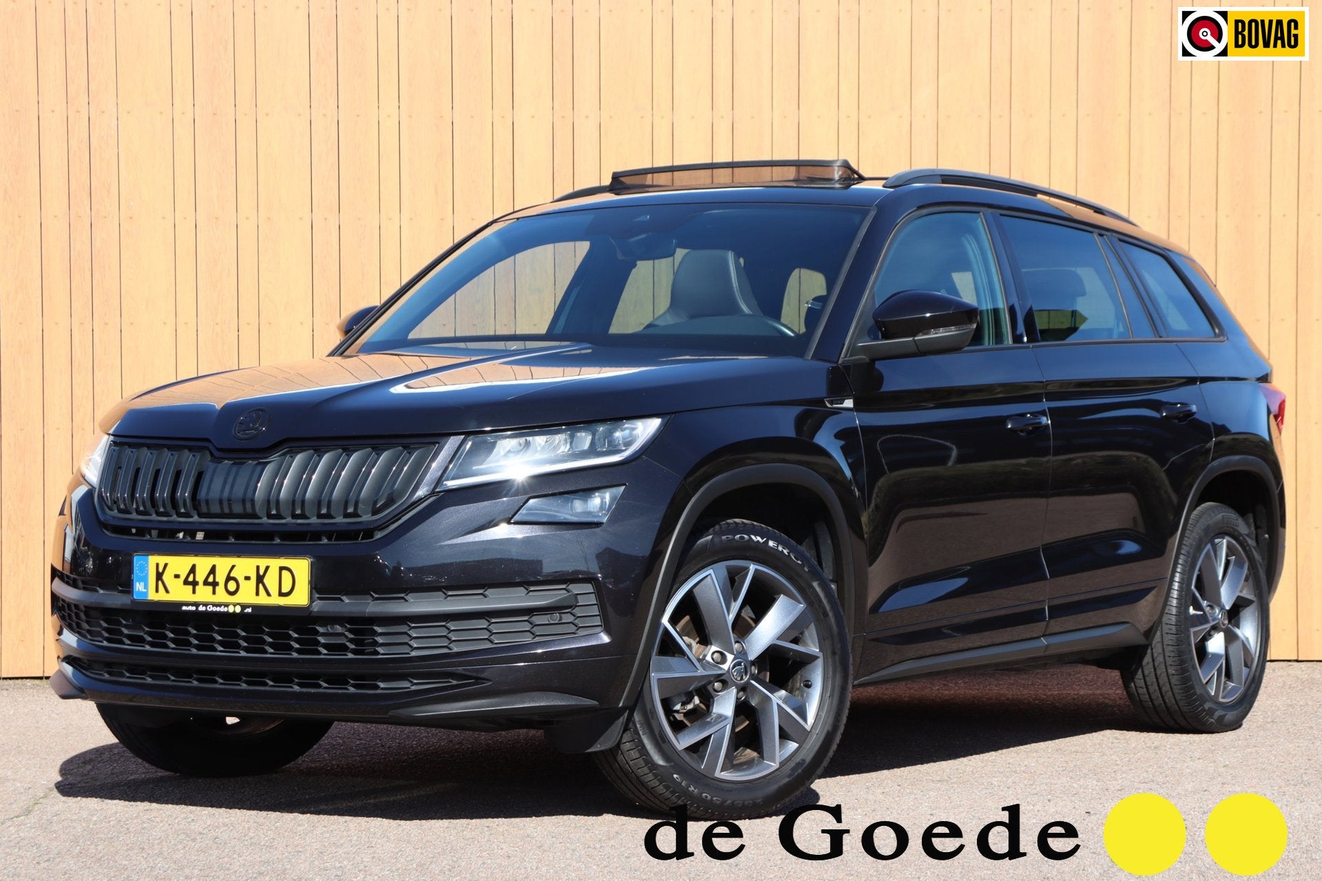 Skoda Kodiaq 1.5 TSI Sportline Bus orgNL schuifdak stuur+sto, Auto's, Skoda, 12 maanden, 4 cilinders, 1481 kg, Zwart
