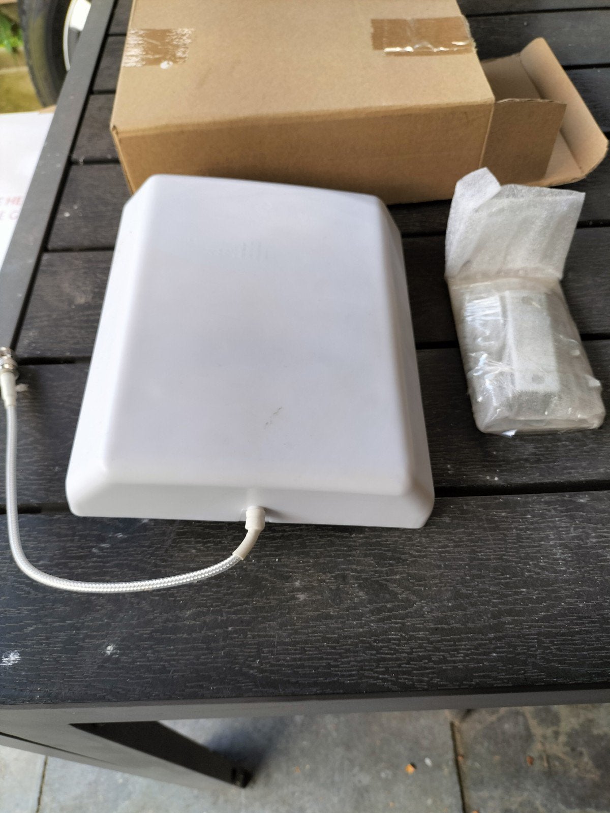 Outdoor Panel Antenne 800-2700MHz (DAI/PO-8025-9), Ophalen of Verzenden, Zo goed als nieuw, Antenne
