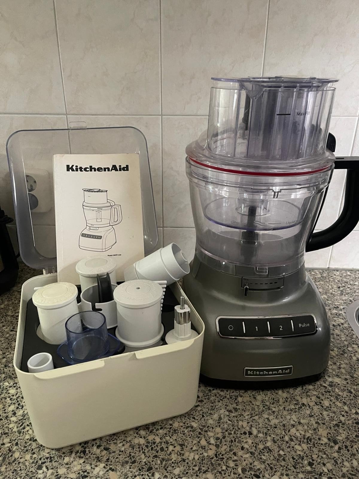 kitchenaid machine zeer weinig gebruikt, 4 liter of meer, Ophalen of Verzenden, Zo goed als nieuw, 3 snelheden of meer