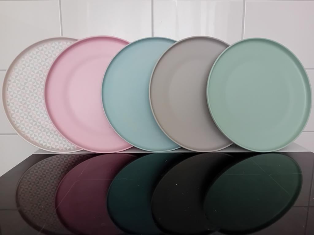 Buitenservies Dinerborden diverse kleuren. 21 stuks. Ø 25 cm, Huis en Inrichting, Keuken | Servies, Ophalen, Nieuw, Bord(en)