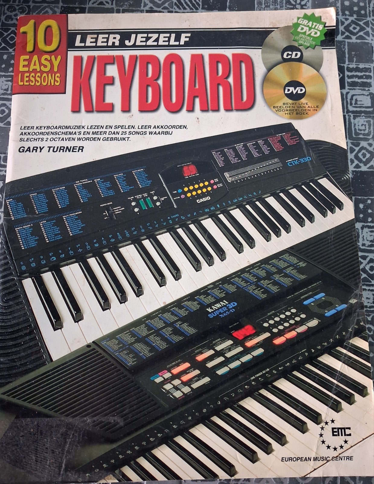 boek met DVD om keyboard te leren spelen, Muziek en Instrumenten, Keyboards, Ophalen of Verzenden, Gebruikt, 61 toetsen, Overige merken