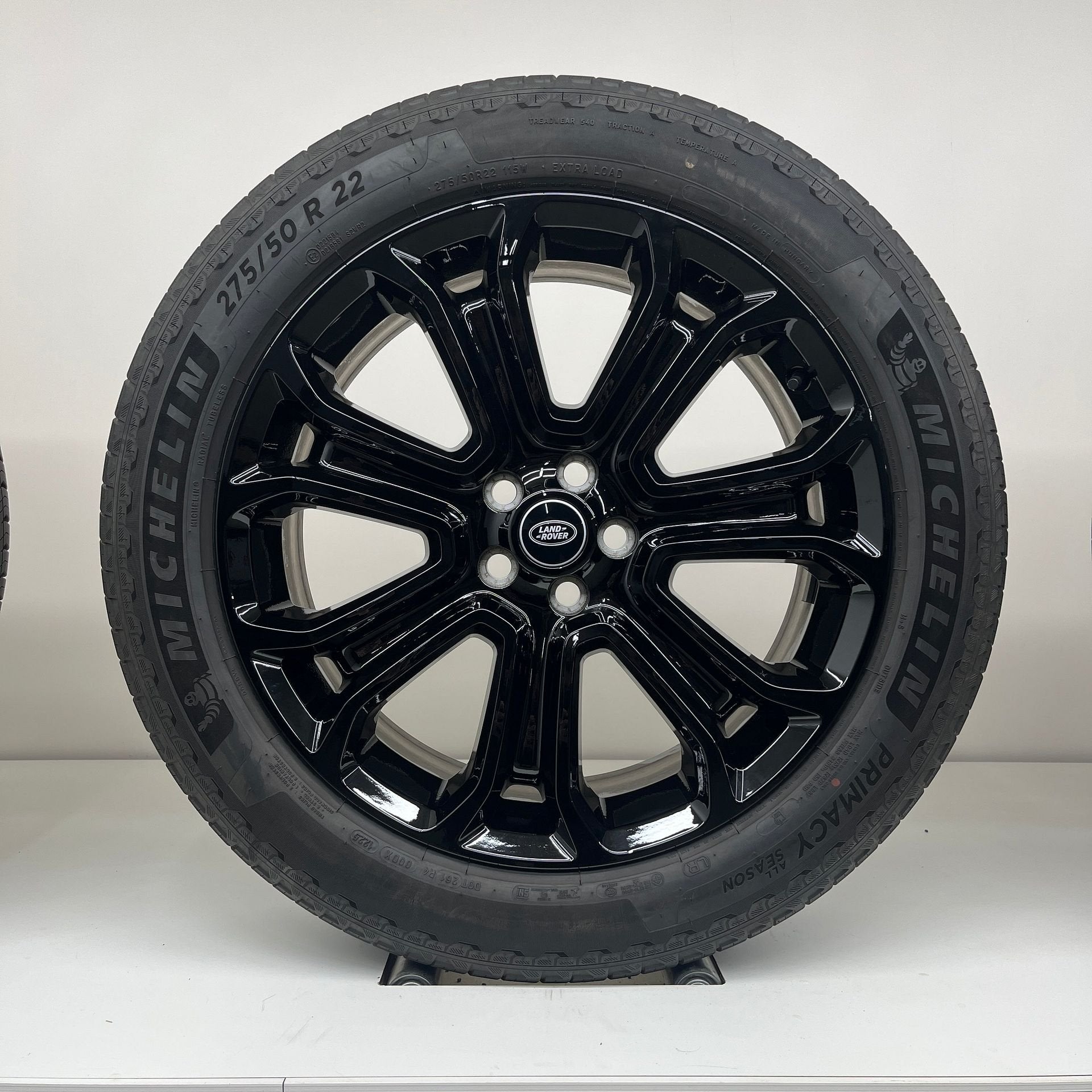 Defender OCTA - 22 inch - zomerbanden, Gebruikt, 275 mm, Banden en Velgen, Overige maten