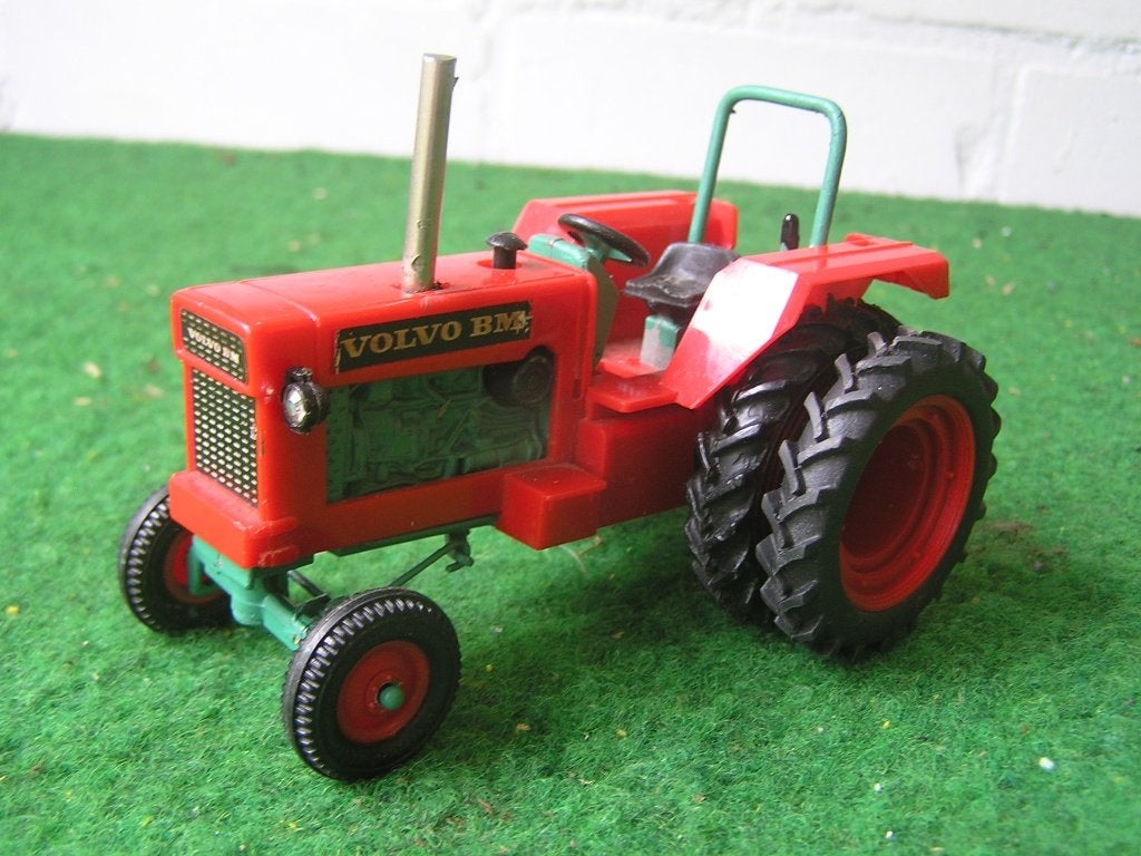 3 x volvo bm 810  800, Ophalen of Verzenden, Nieuw, Tractor of Landbouw, Britains