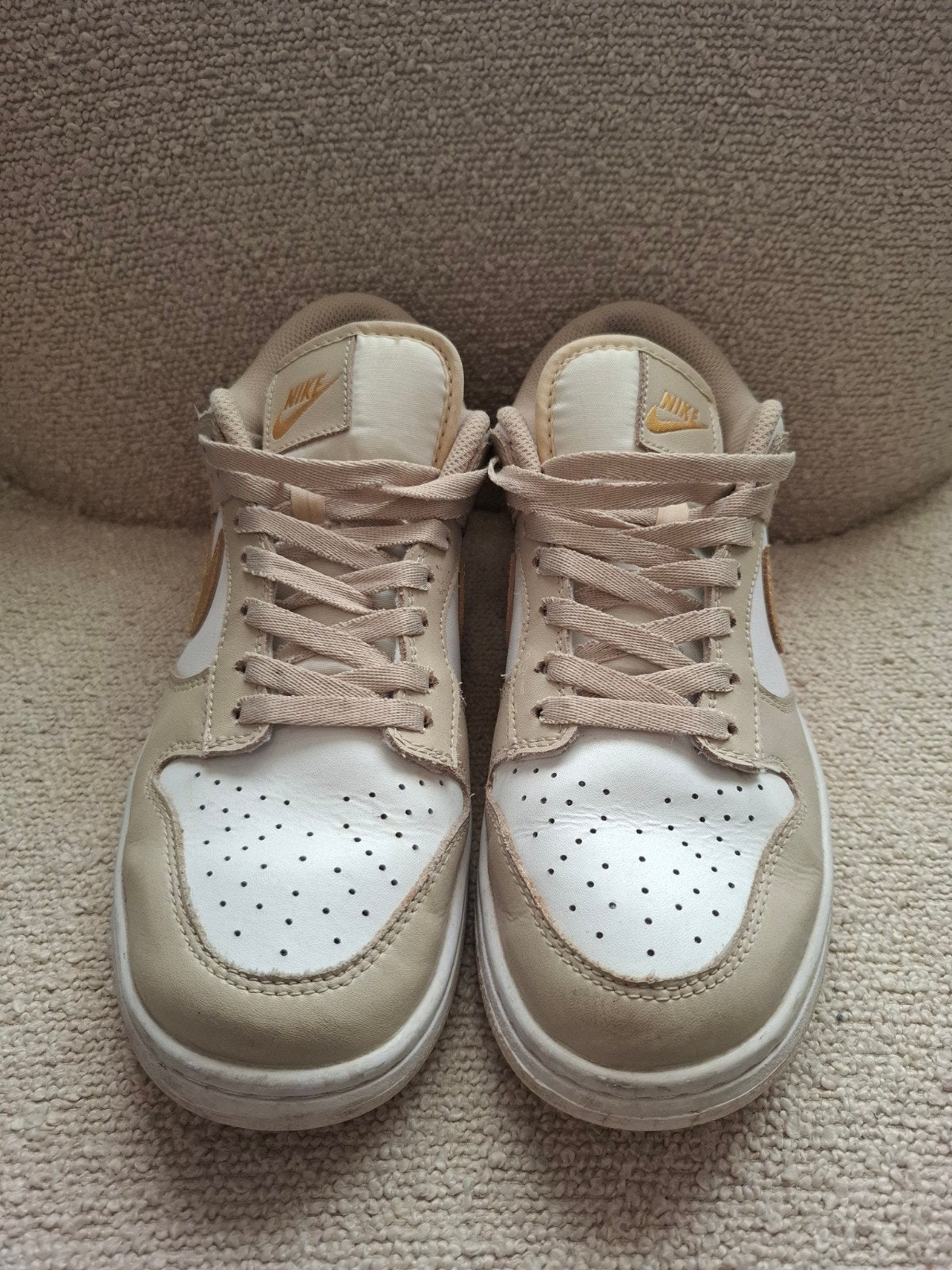 Nike dunk low phantom metallic gold, Beige, Nike, Ophalen of Verzenden, Sneakers of Gympen