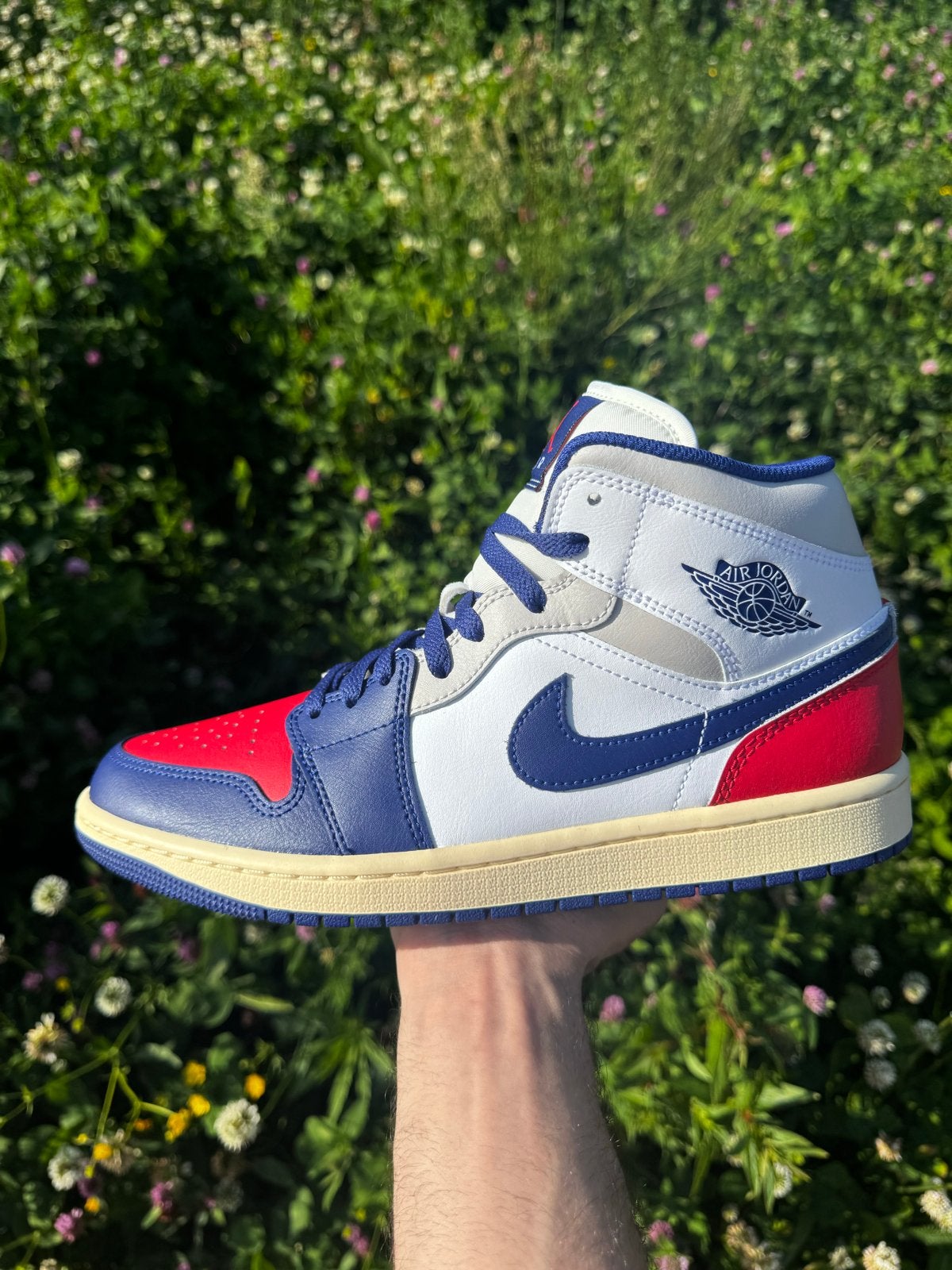 Nike Air Jordan 1 Mid 'Deep Royal Blue' (DQ8426-102), Kleding | Heren, Schoenen, Ophalen of Verzenden, Nieuw, Blauw, Sneakers of Gympen