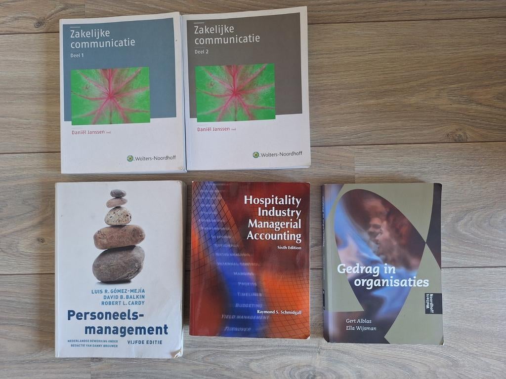 Hotelschool Hotel Management Set Studieboeken, Ophalen of Verzenden, Beta, Zo goed als nieuw, HBO